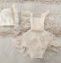 Ellie set