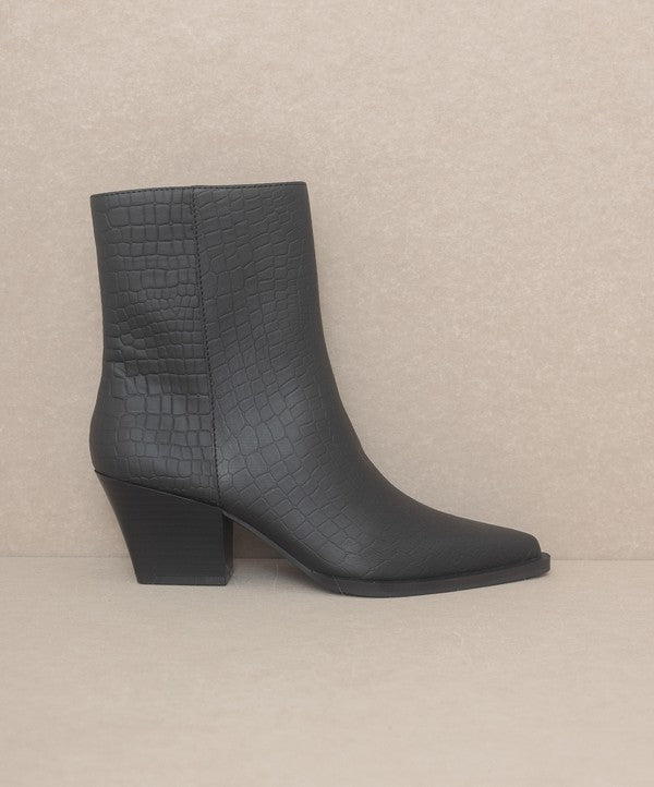 OASIS SOCIETY Miley - Alligator Print Booties