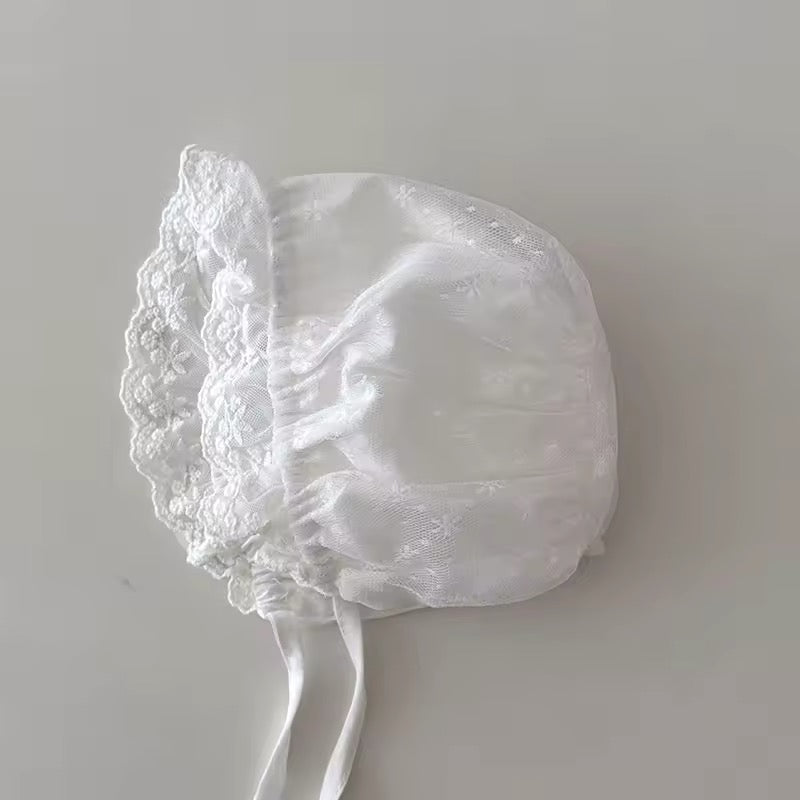 Lilly bonnet