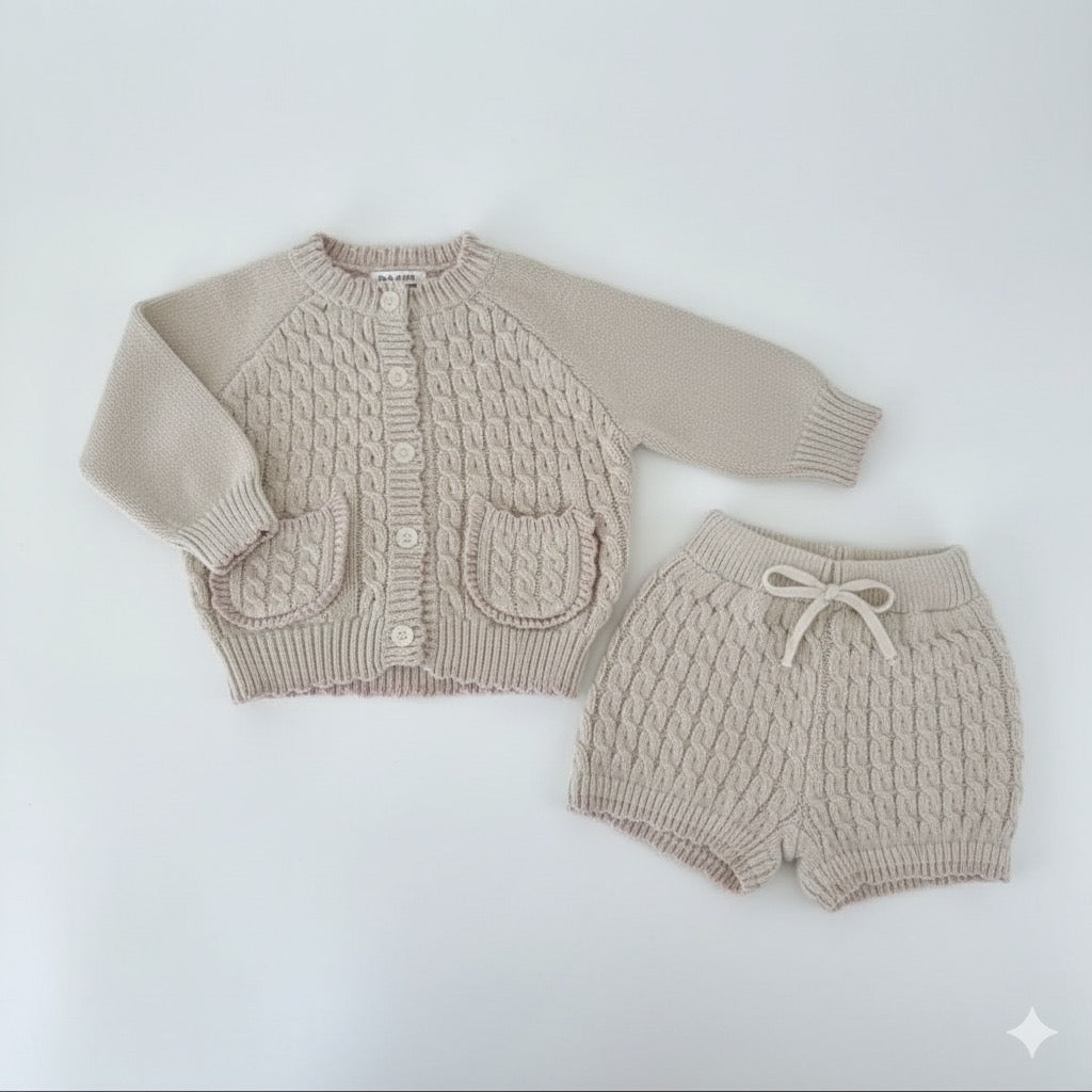 Alicia knitted set