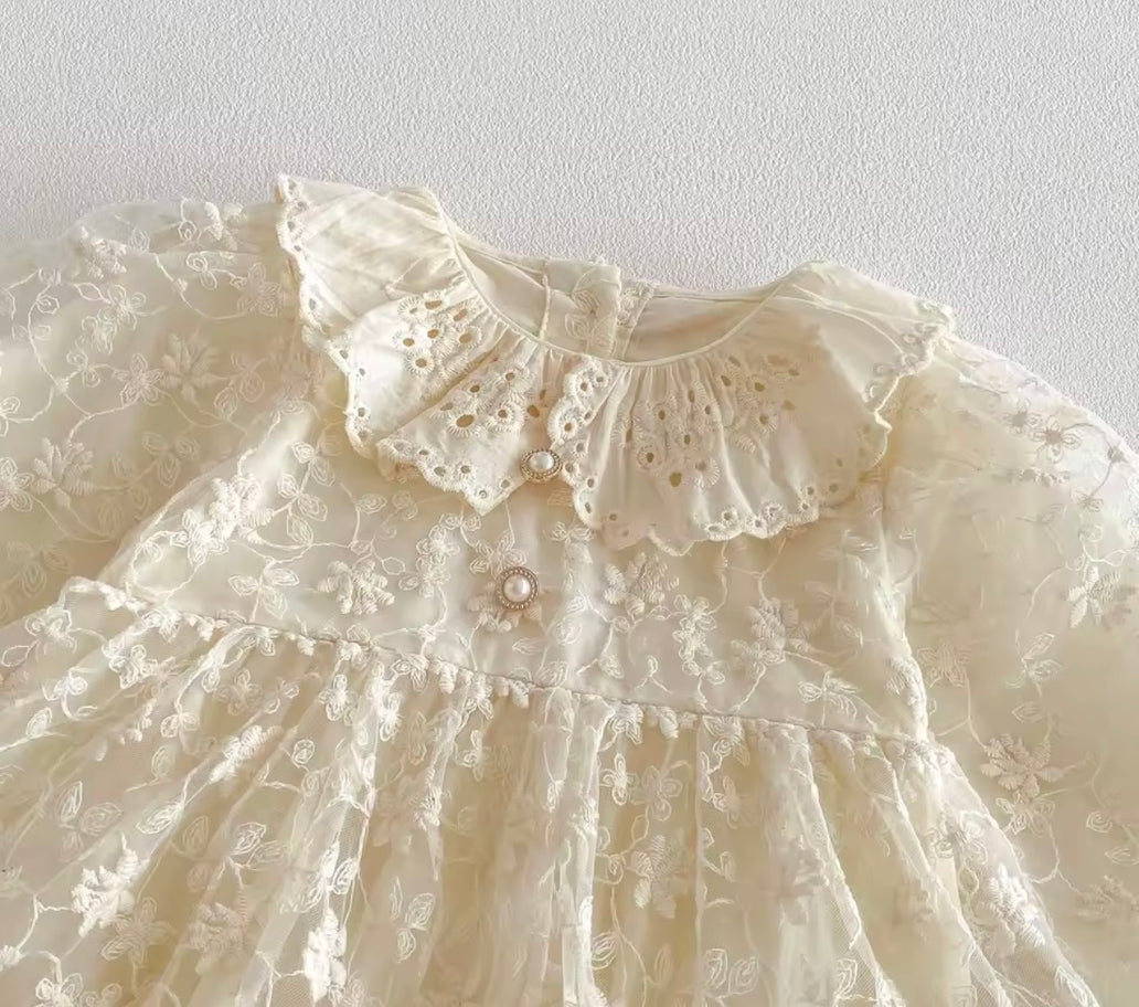 Aria romper