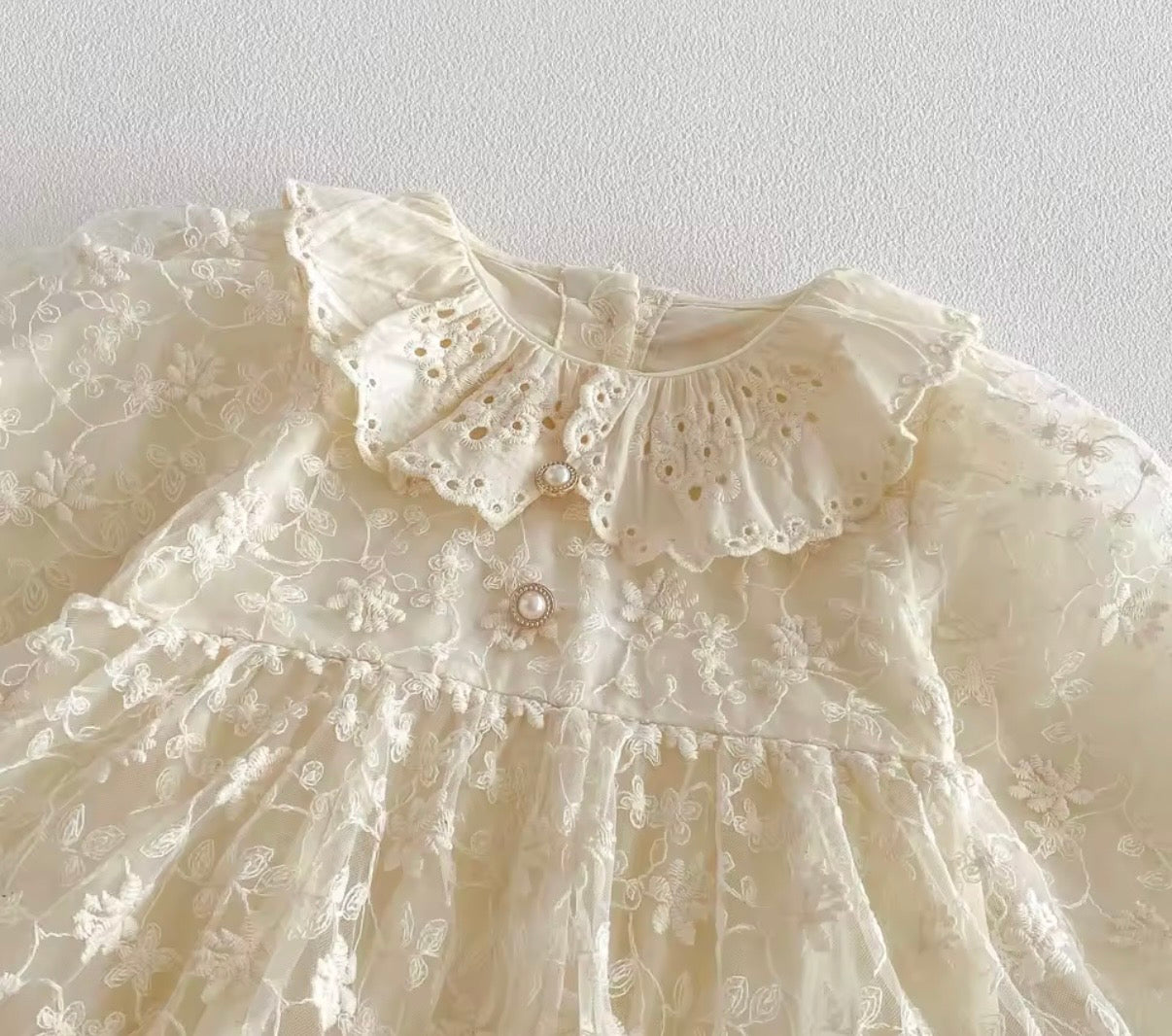 Aria romper