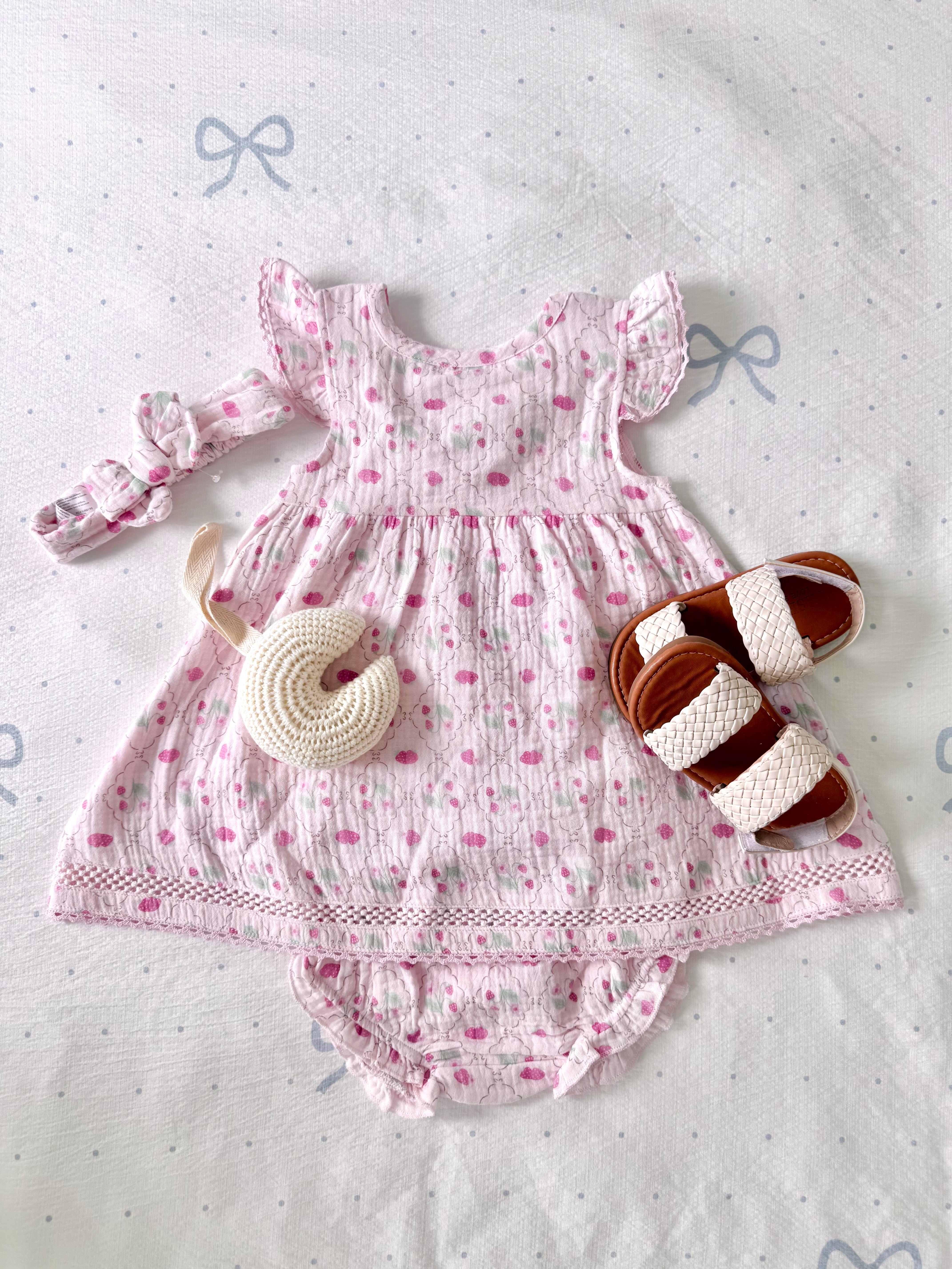 Strawberries organic cotton set