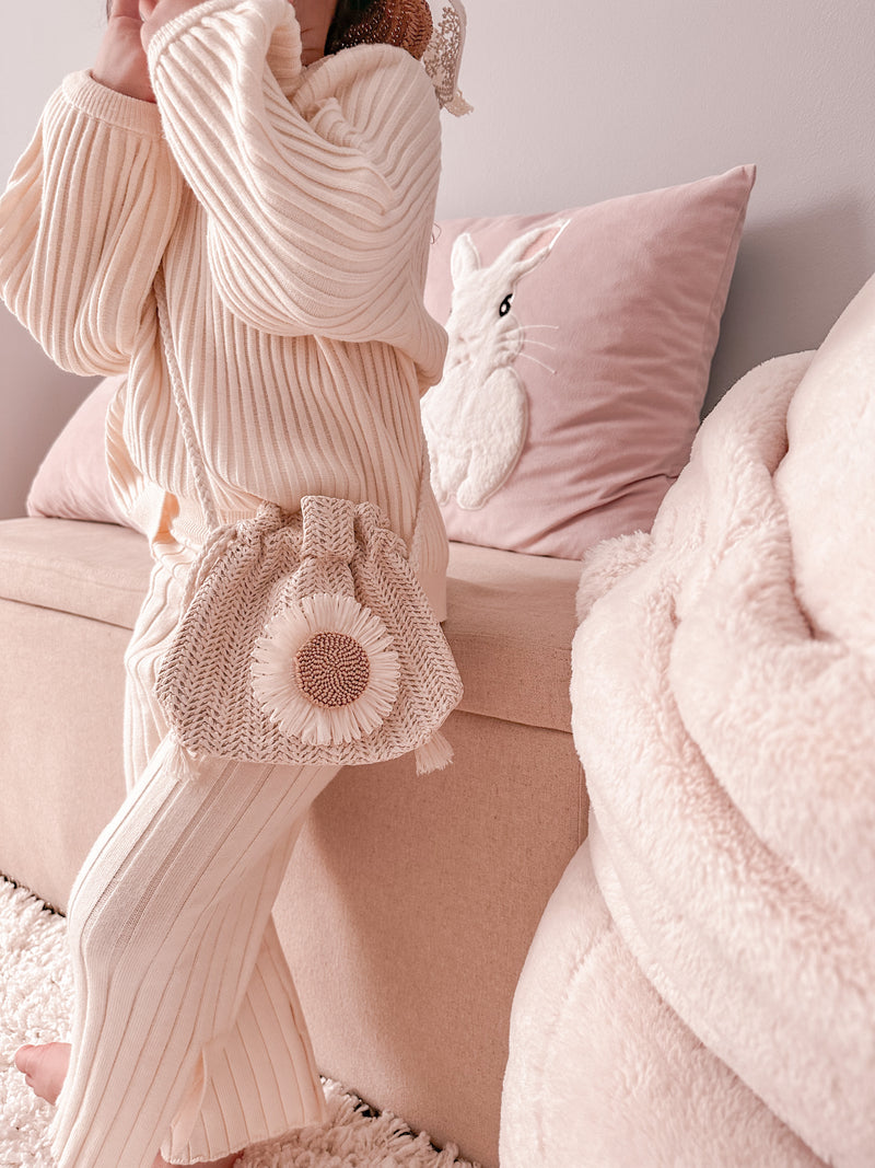 Neutral knitted set