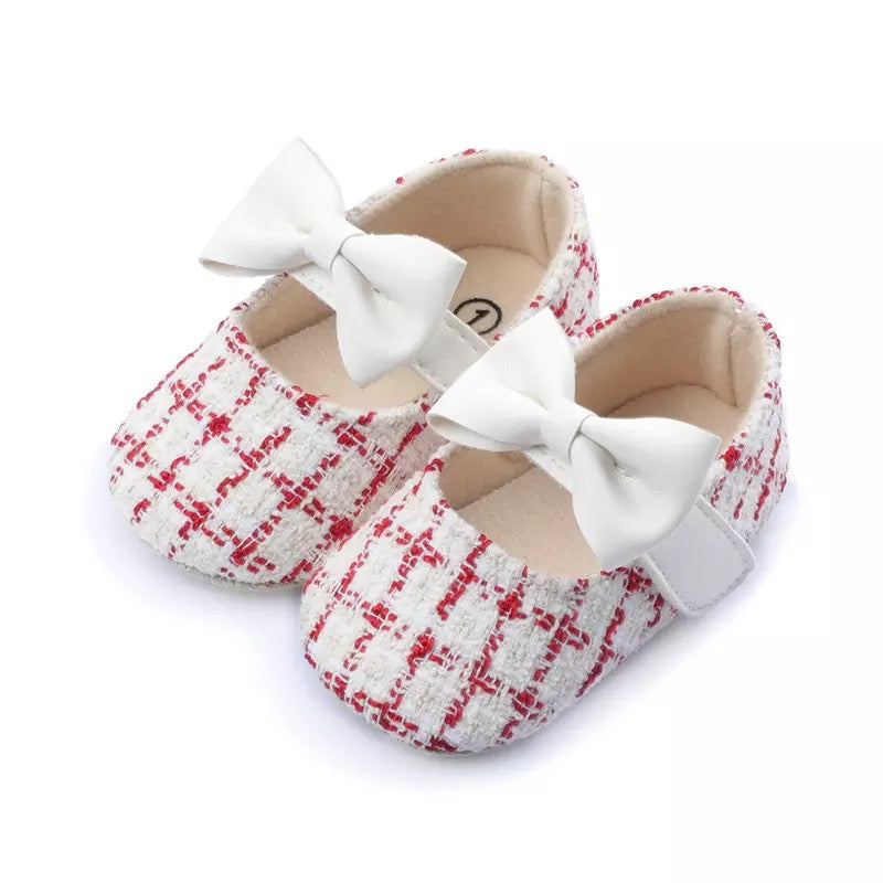 Leah crib shoes