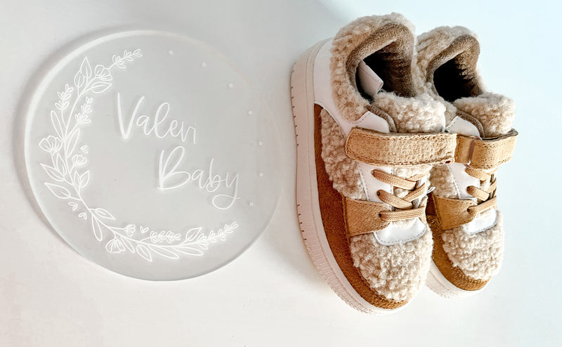 ‘Leo’ sherpa sneakers