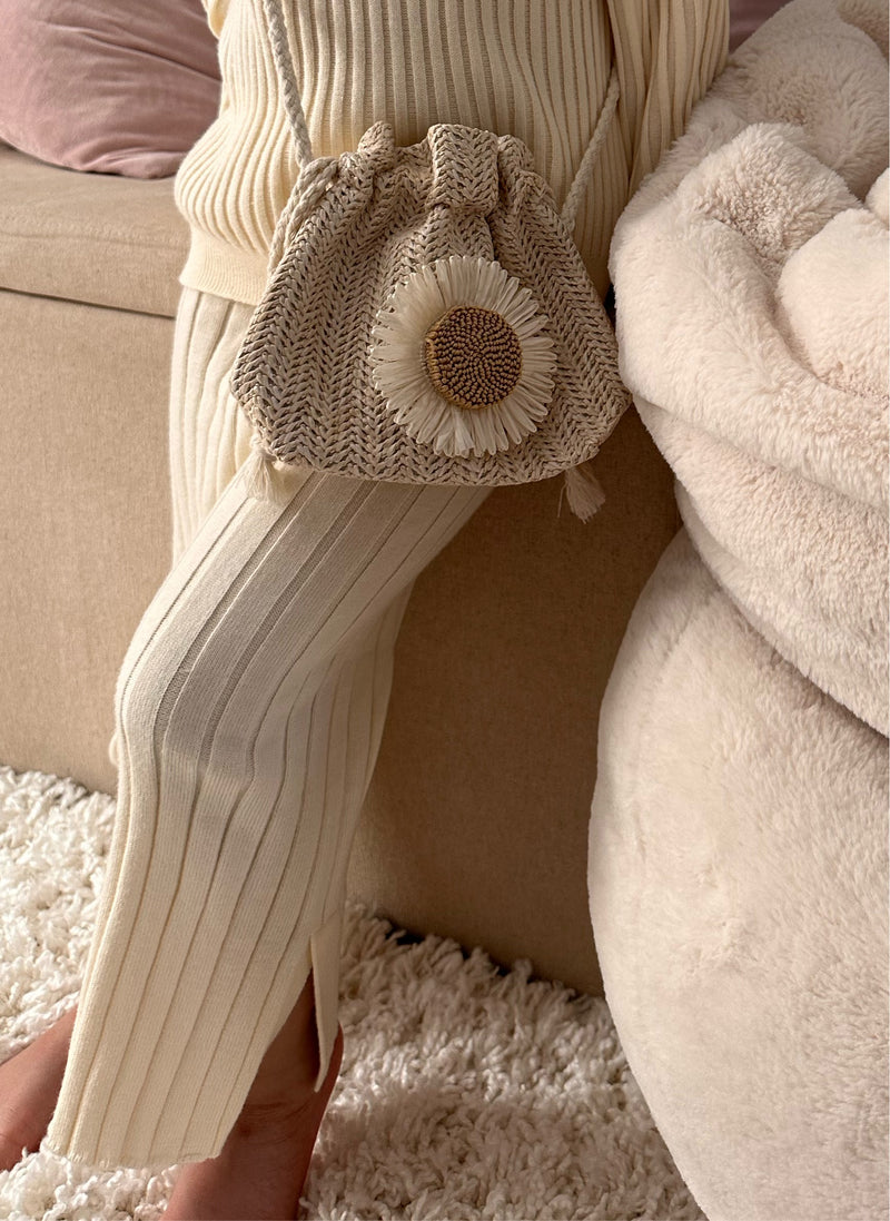 Neutral knitted set