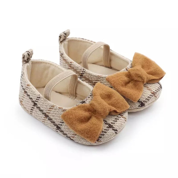 Plaid crib shoes